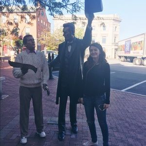 Meet your Posher, Emily